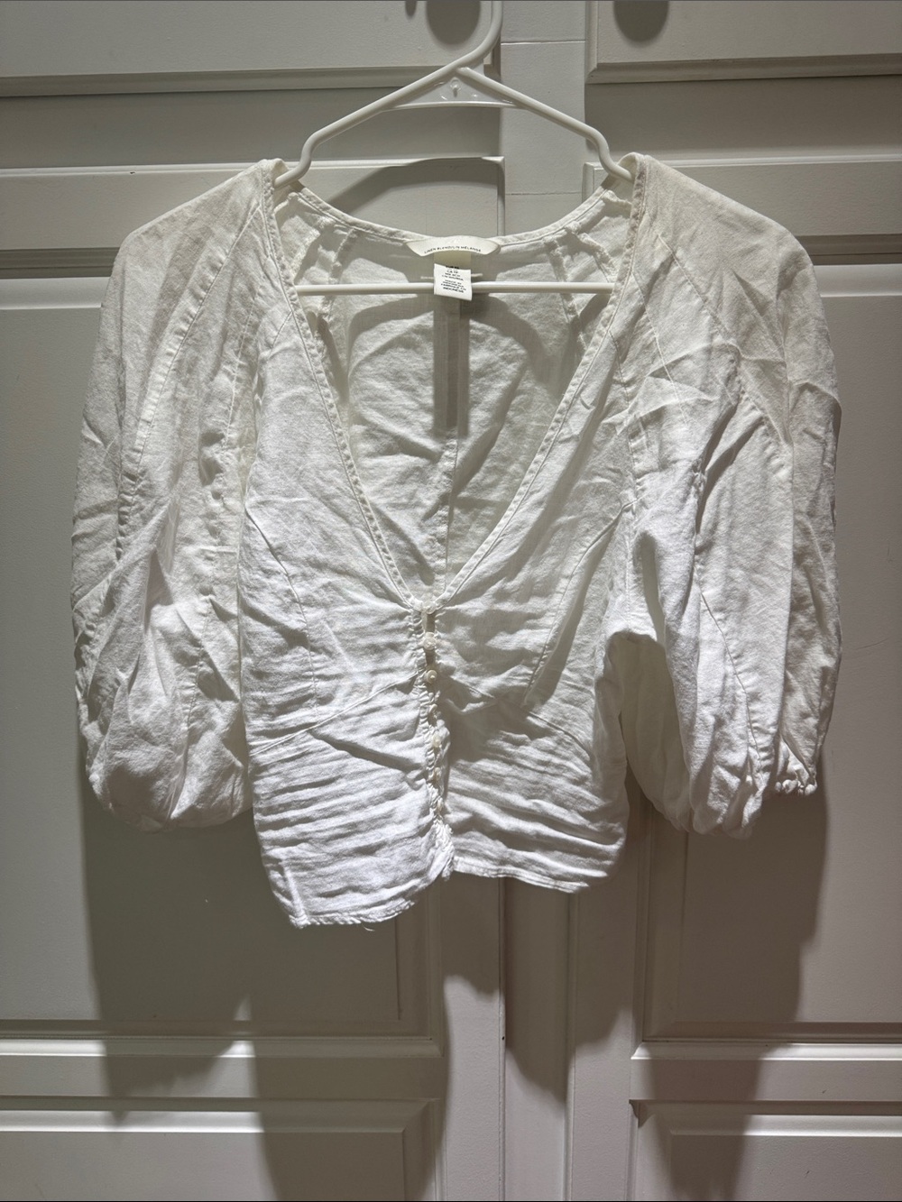 H&M White V-Neck Ruched Button Puff-Sleeve Blouse in Linen